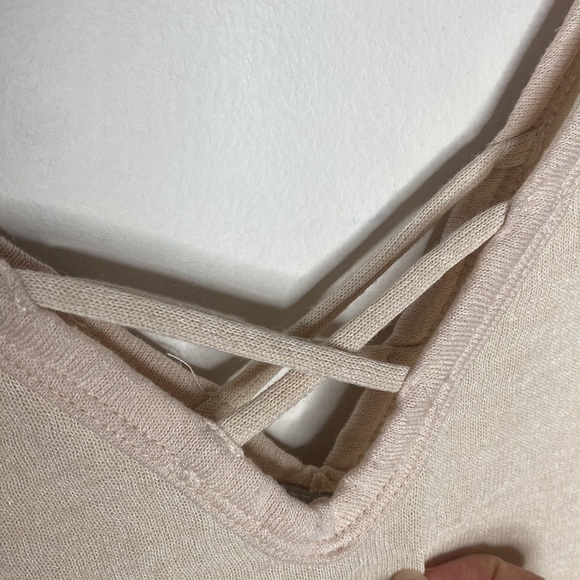 Go Couture criss cross v neck bell sleeve tunic in beige size S - Picture 8 of 11